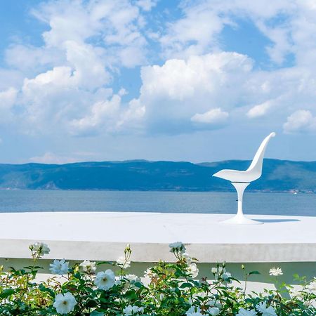 Dali Nest Secret Garden Lake View Inn Exterior photo